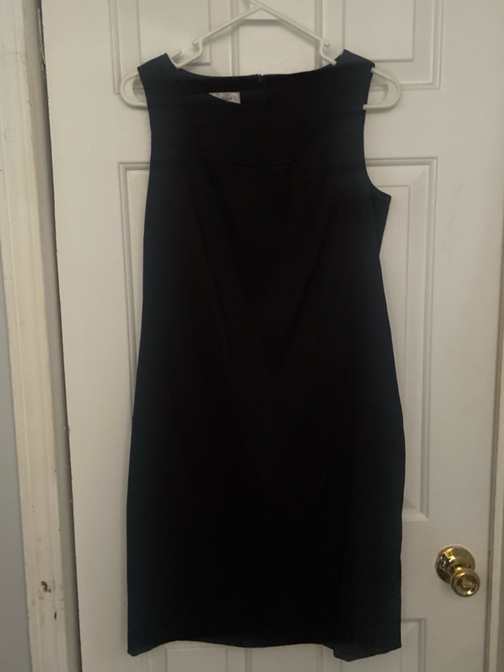 dressbarn Black Sleeveless Midi Sheath Dress with Boat Neck